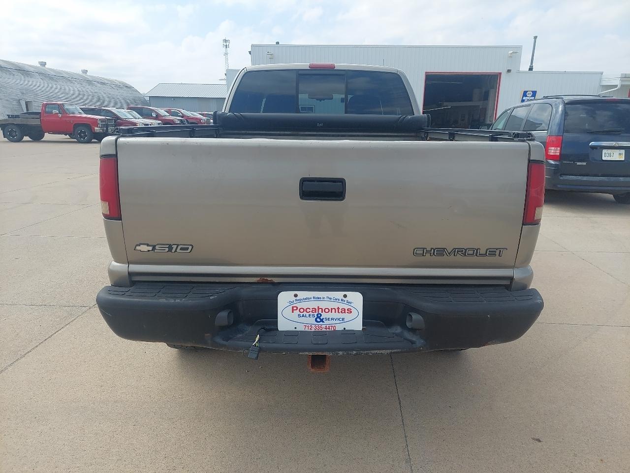 Chevrolet S10 Pickup LS Ext. Cab 4WD 2001