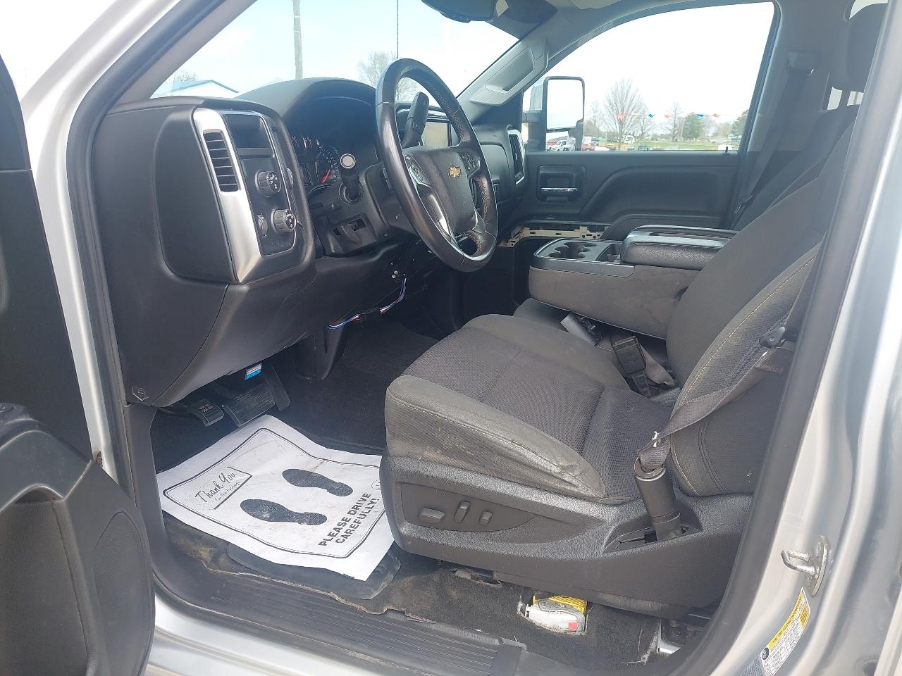 Chevrolet Silverado 1500 1LT Crew Cab 4WD 2014