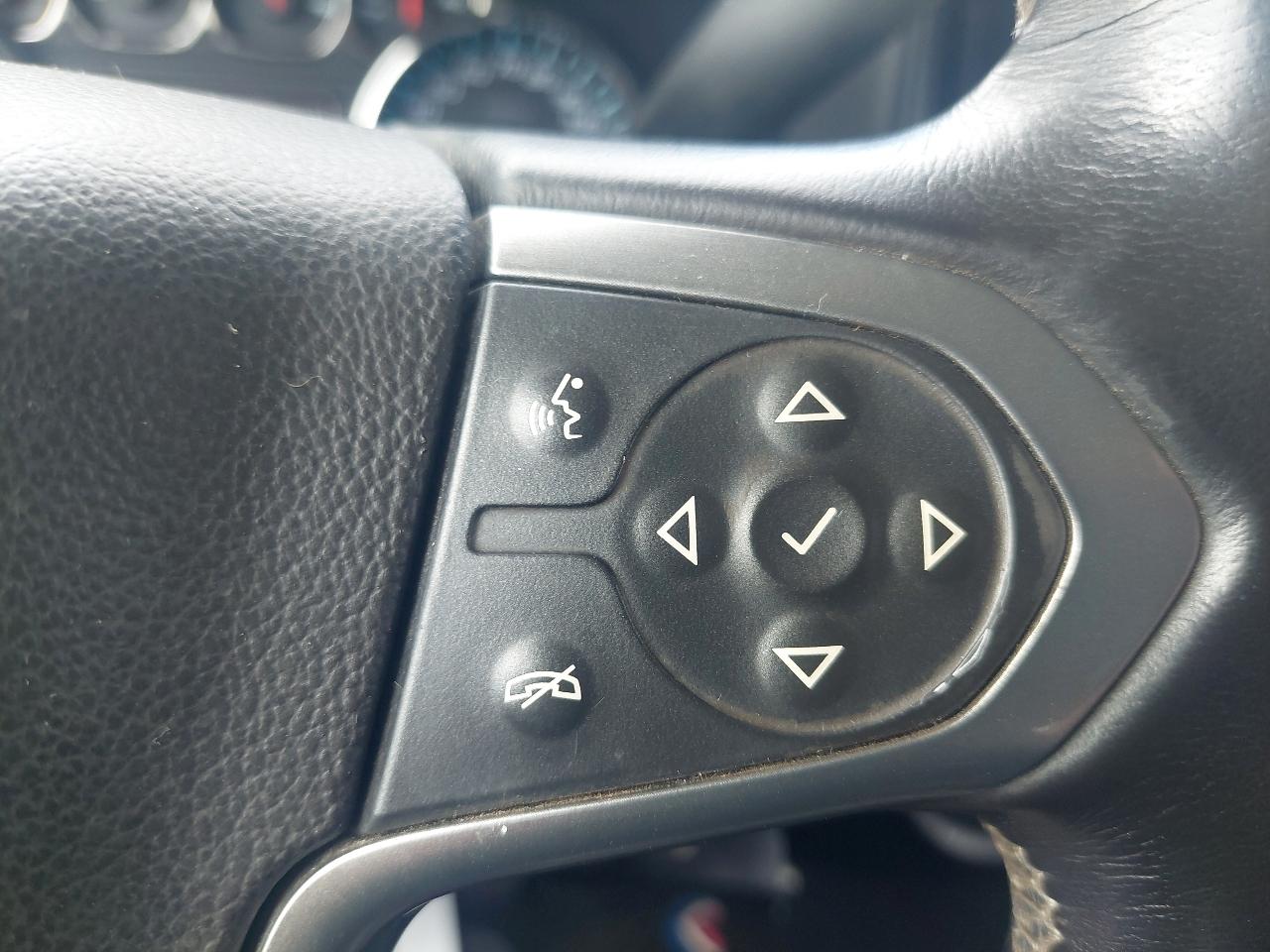 Chevrolet Silverado 1500 1LT Crew Cab 4WD 2014