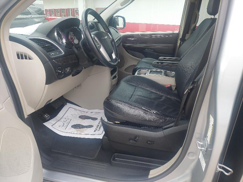 Chrysler Town & Country Touring 2014