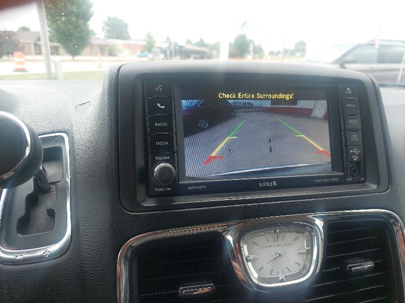 Chrysler Town & Country Touring 2014