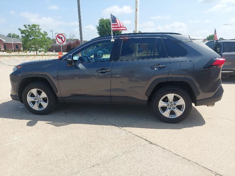 Toyota RAV4 XLE AWD 2019