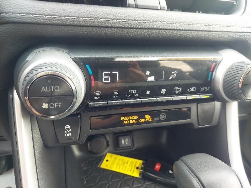 Toyota RAV4 XLE AWD 2019