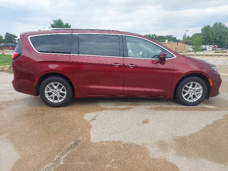 2021 Chrysler Pacifica Touring-L