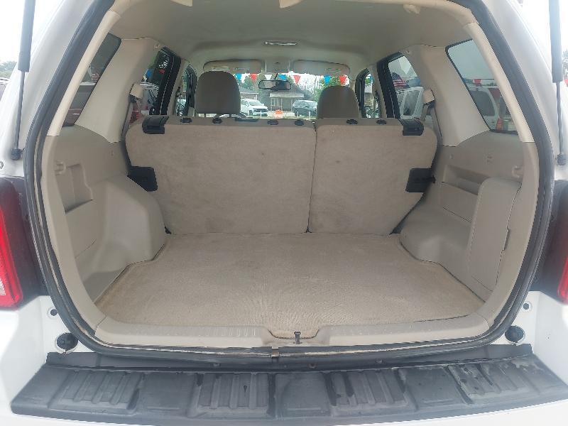 Ford Escape XLT 4WD 2011