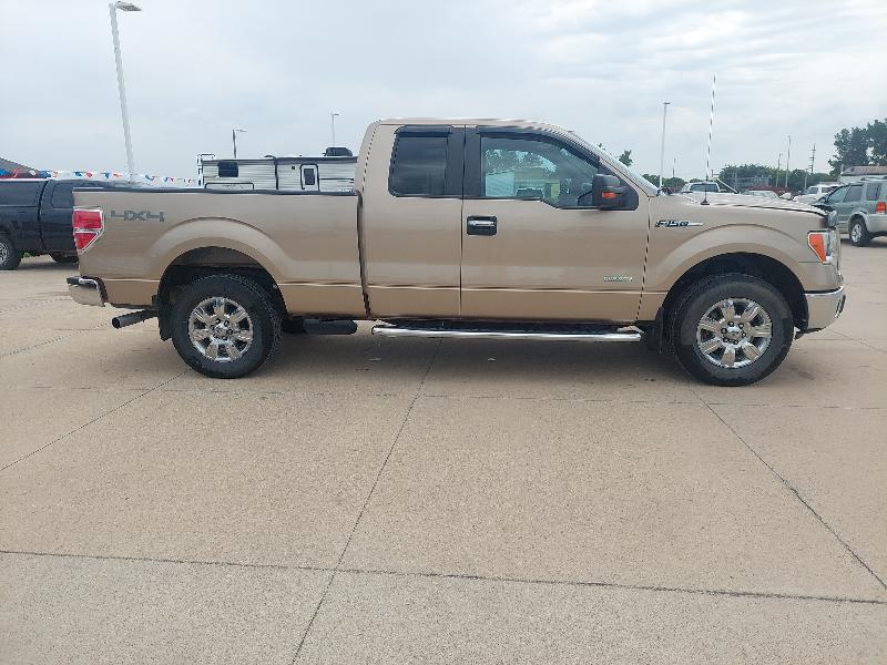 2011 Ford F-150 XL SuperCab 8-ft. Bed 4WD