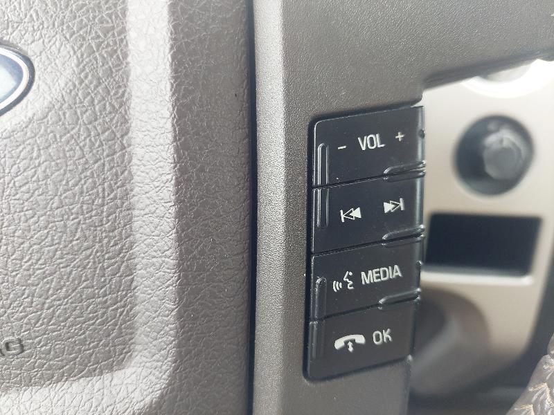 Ford F-150 XL SuperCab 8-ft. Bed 4WD 2011