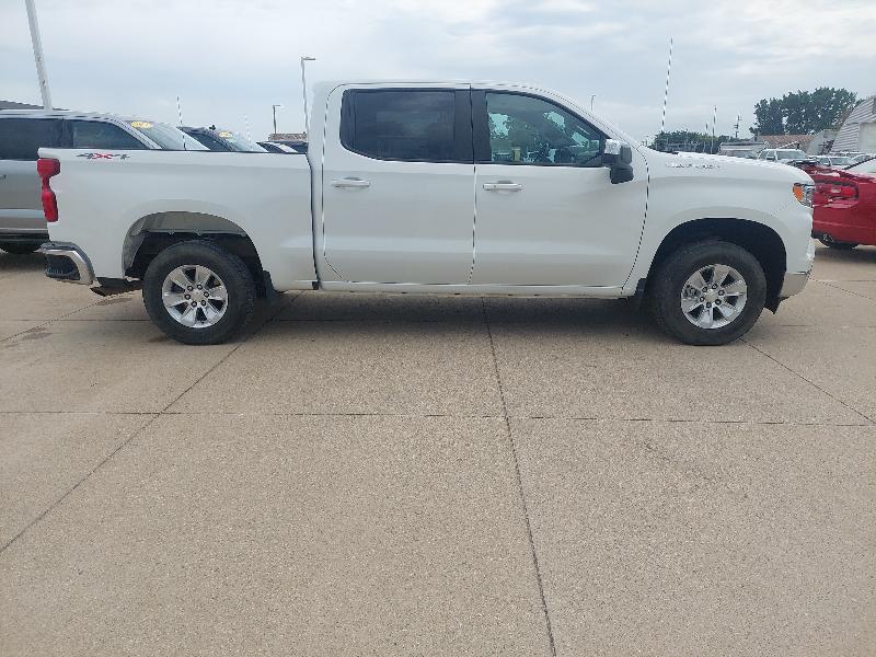2024 Chevrolet Silverado 1500 LT Crew Cab 4WD