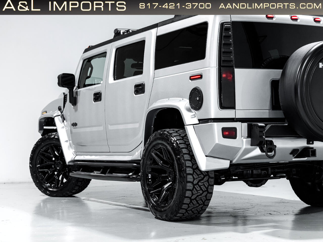 2009 Hummer H2 Luxury photo 2
