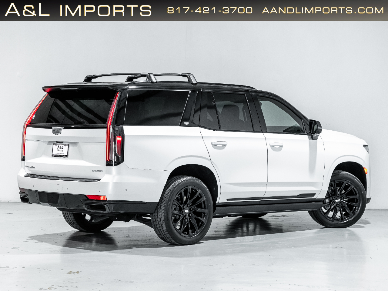 2022 Cadillac Escalade Sport photo 2