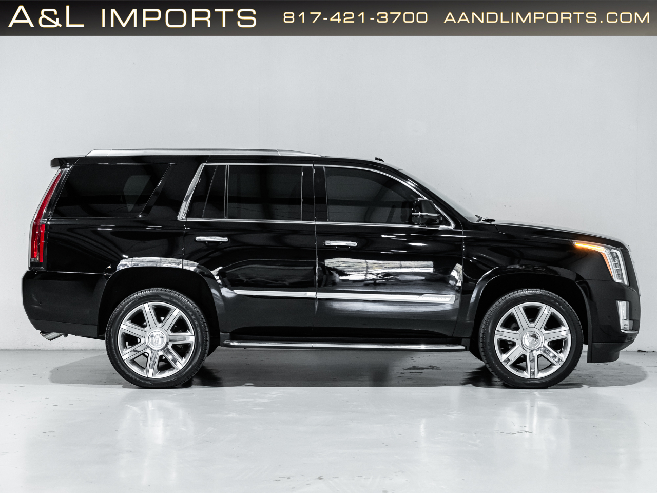 Cadillac Escalade 4WD 4dr Luxury 2019