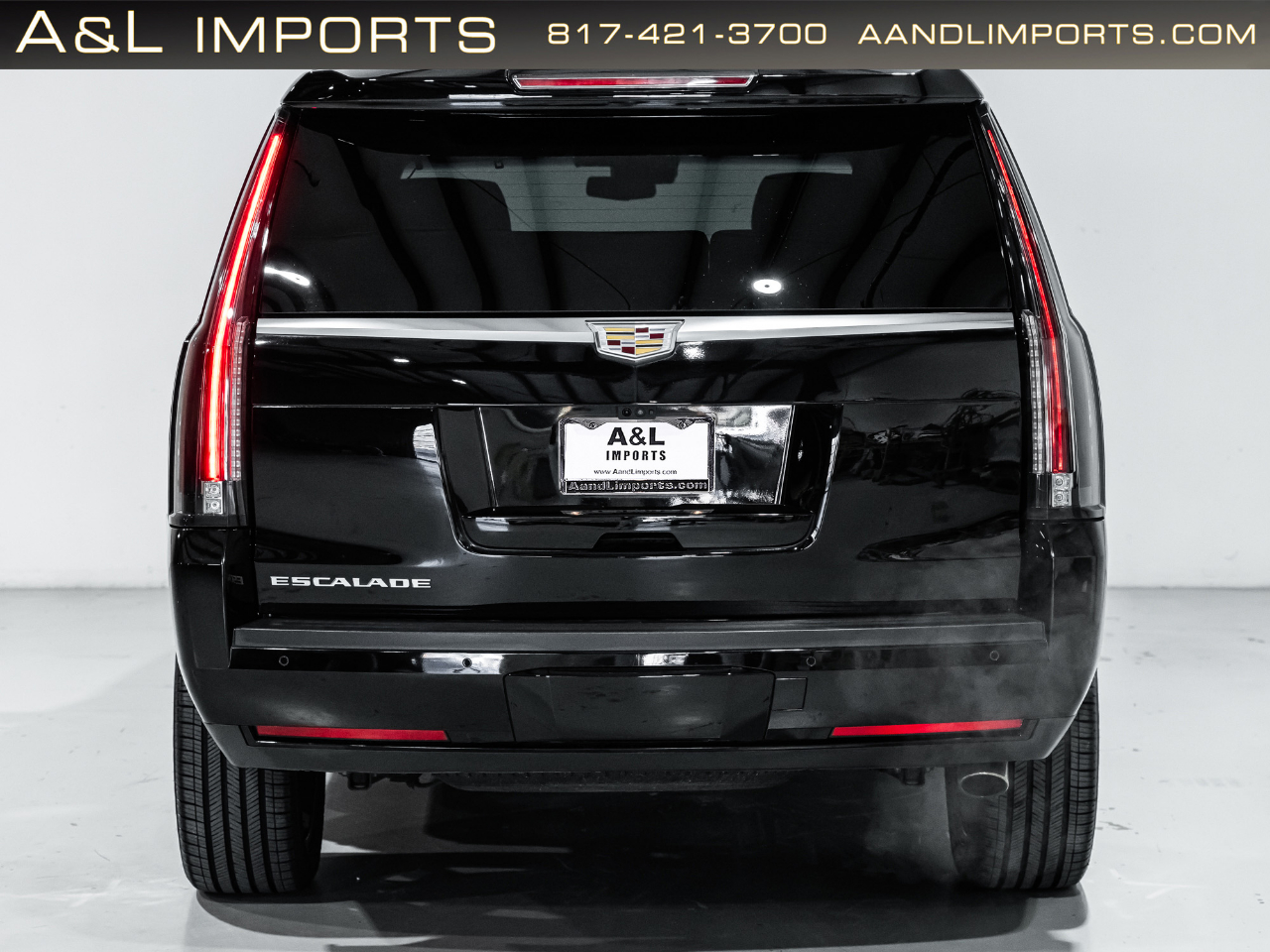 Cadillac Escalade 4WD 4dr Luxury 2019