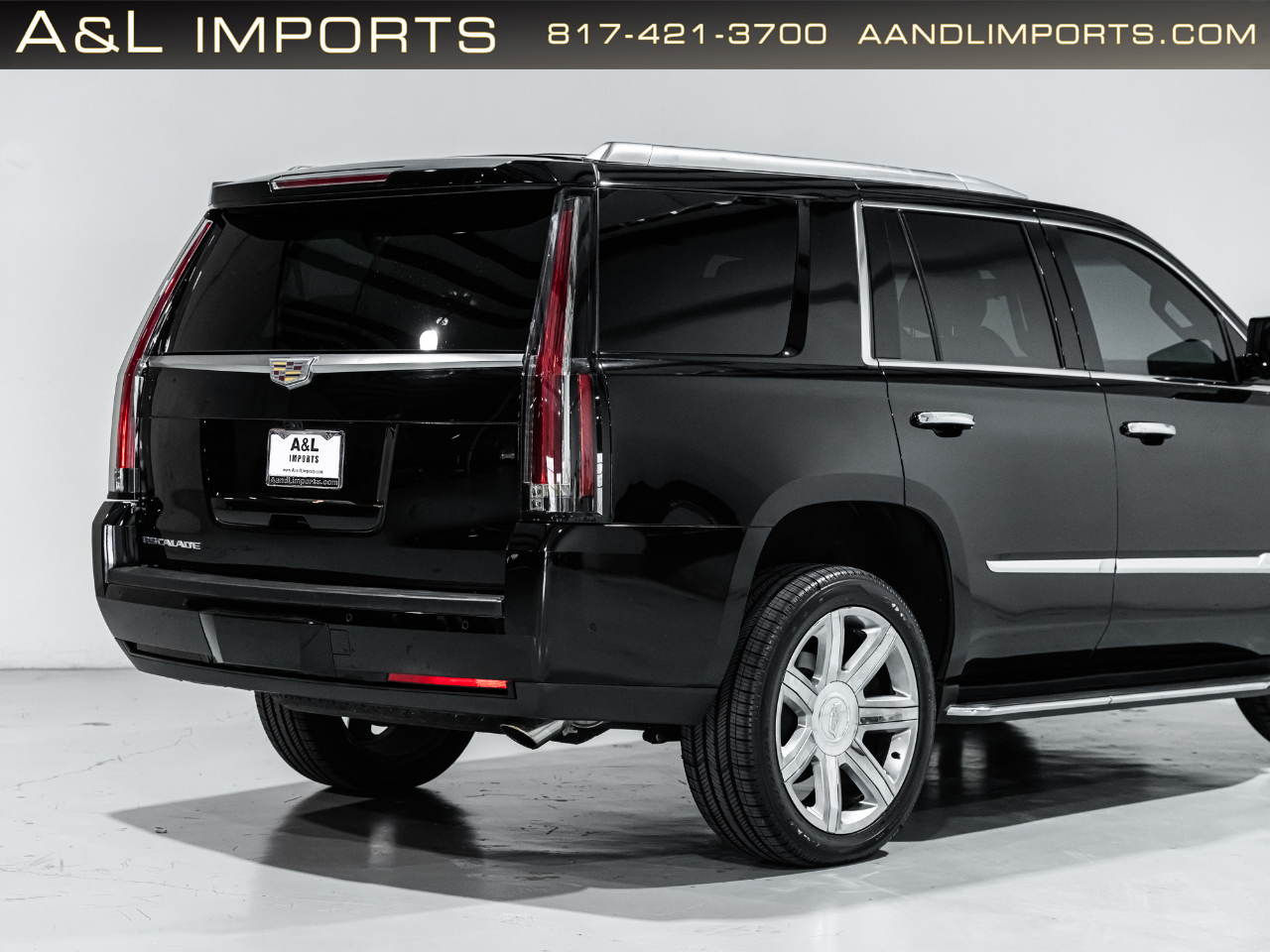 Cadillac Escalade 4WD 4dr Luxury 2019
