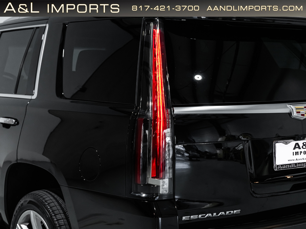 Cadillac Escalade 4WD 4dr Luxury 2019