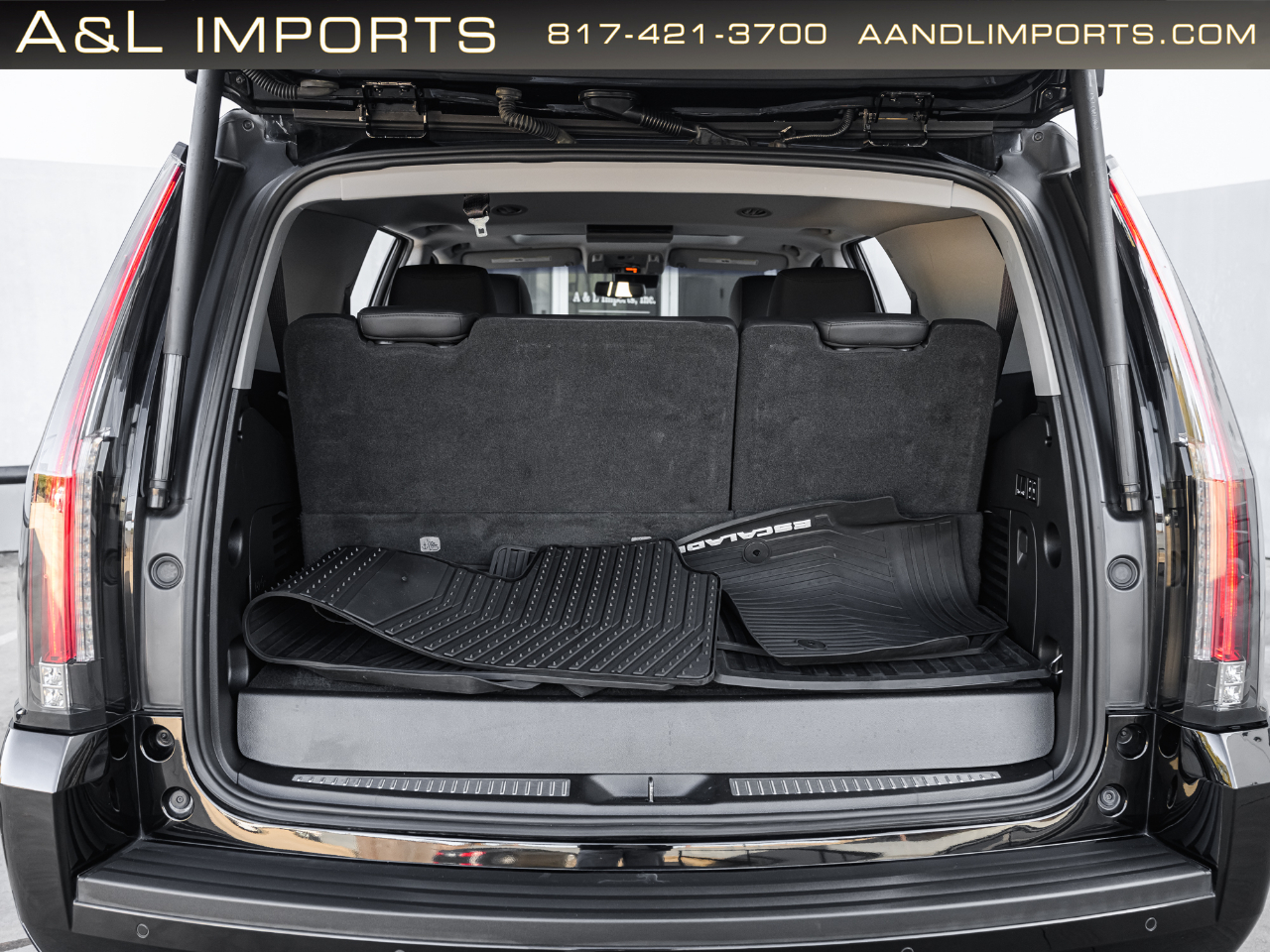 Cadillac Escalade 4WD 4dr Luxury 2019