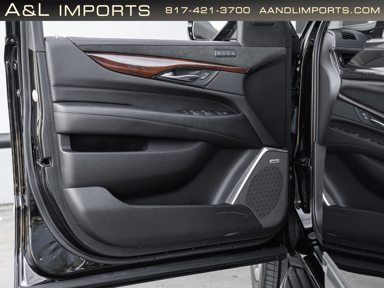 Cadillac Escalade 4WD 4dr Luxury 2019