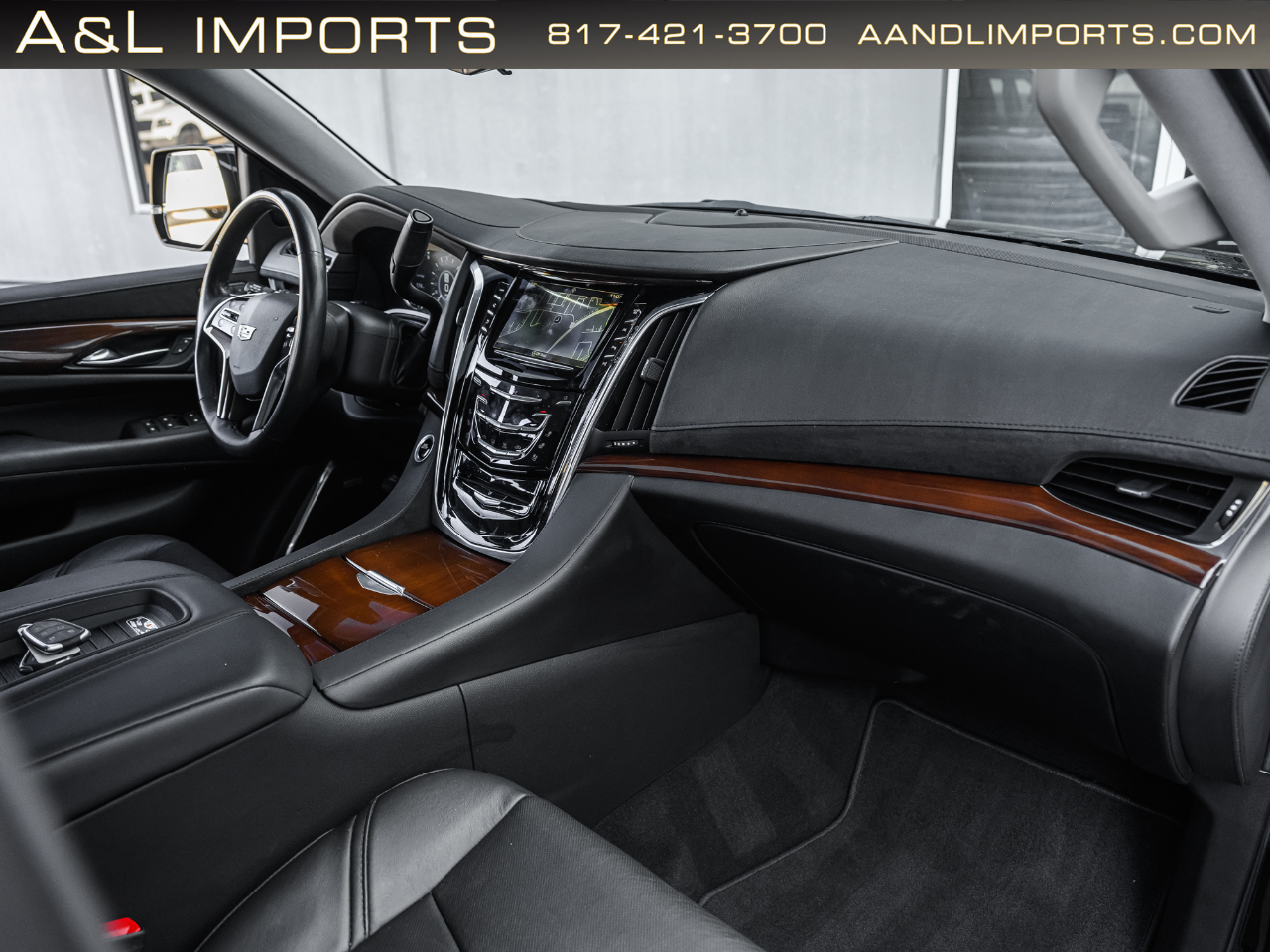 Cadillac Escalade 4WD 4dr Luxury 2019