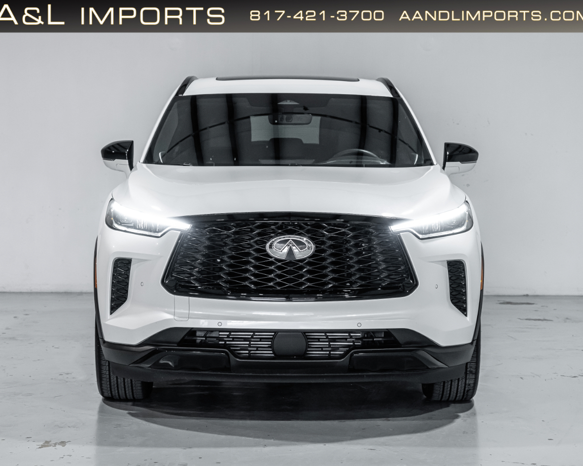 Infiniti QX60 LUXE FWD 2025
