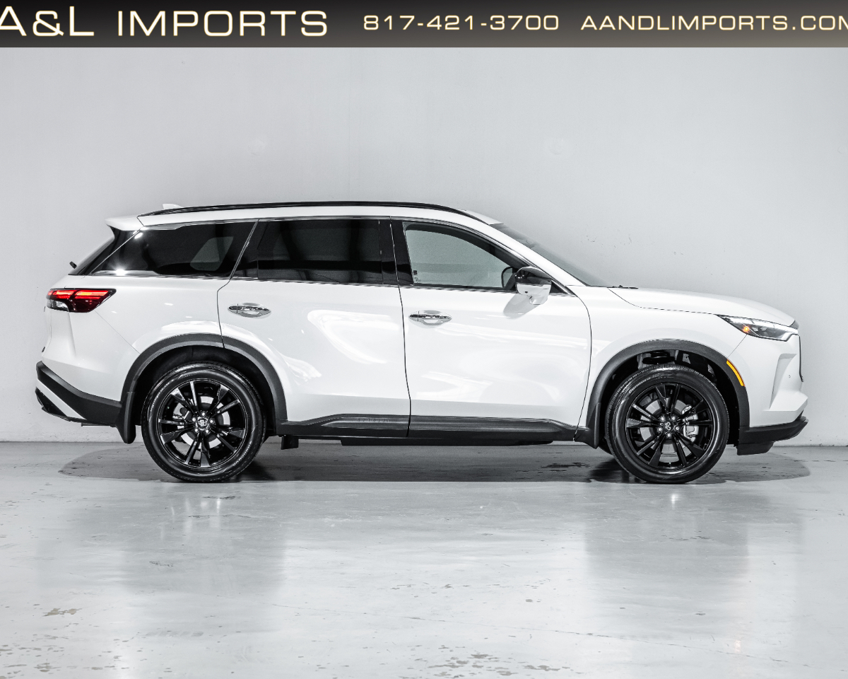Infiniti QX60 LUXE FWD 2025