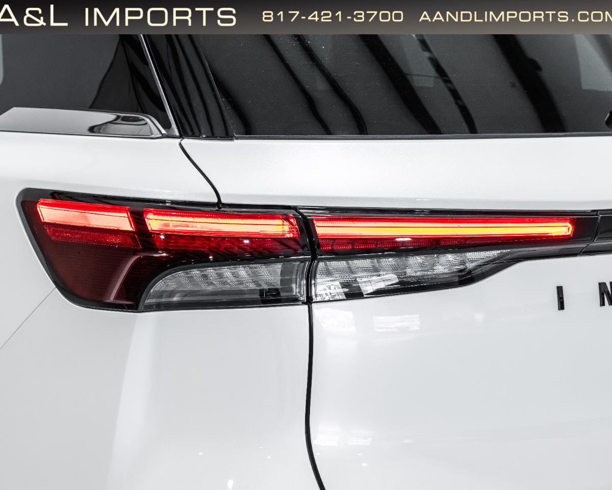 Infiniti QX60 LUXE FWD 2025