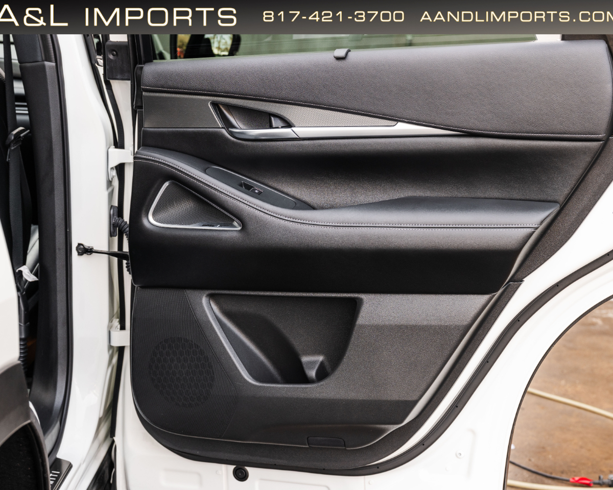 Infiniti QX60 LUXE FWD 2025