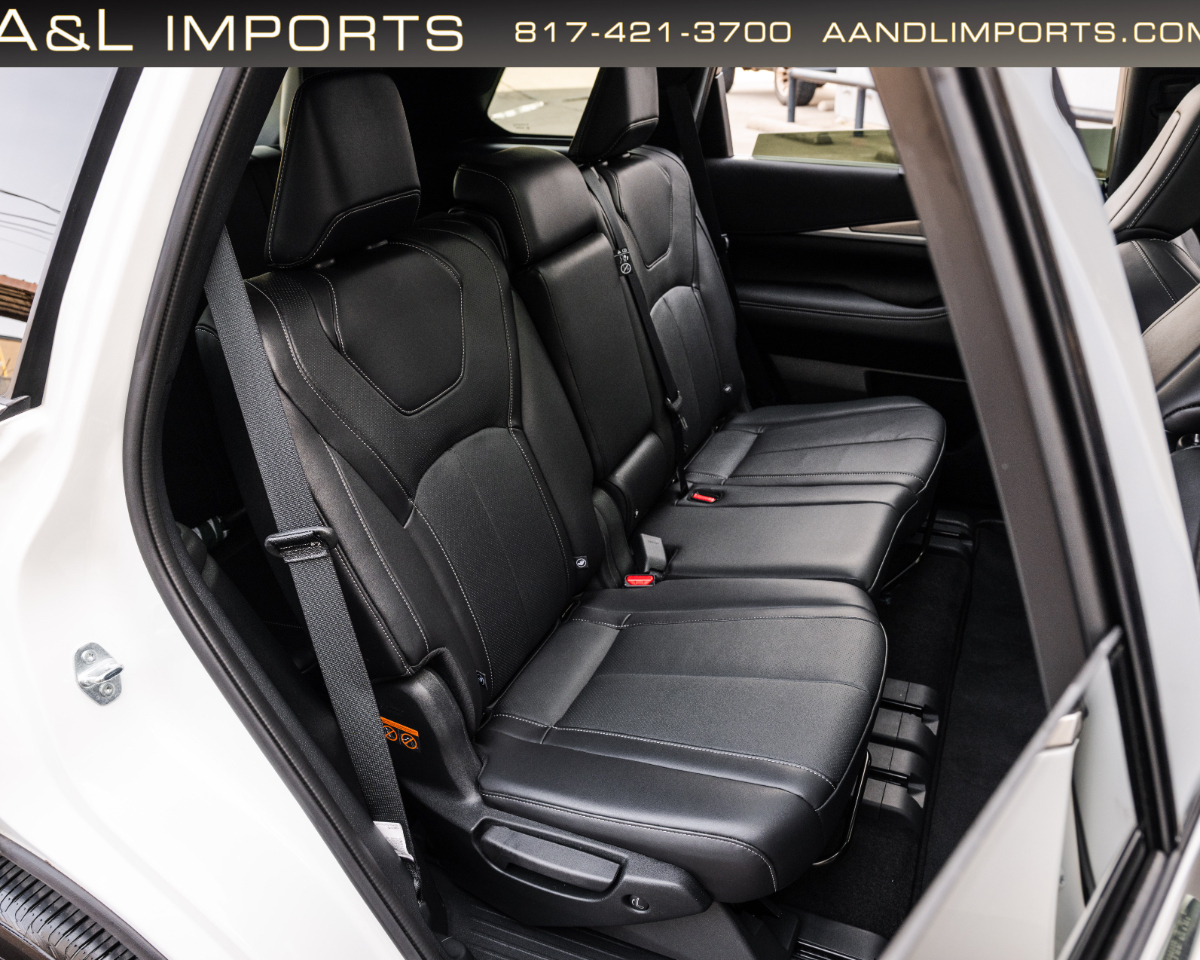 Infiniti QX60 LUXE FWD 2025