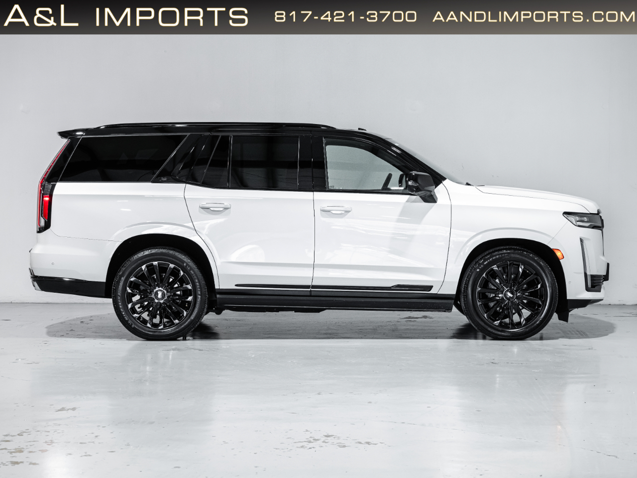 Cadillac Escalade 4WD 4dr Premium Luxury 2022