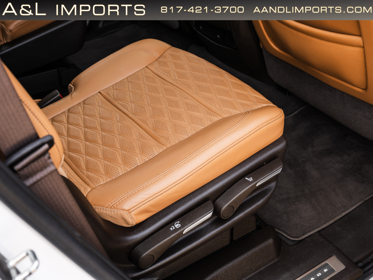 Cadillac Escalade 4WD 4dr Premium Luxury 2022