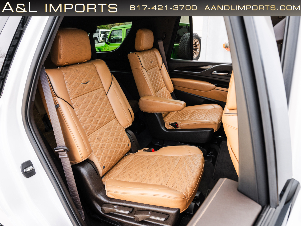 Cadillac Escalade 4WD 4dr Premium Luxury 2022