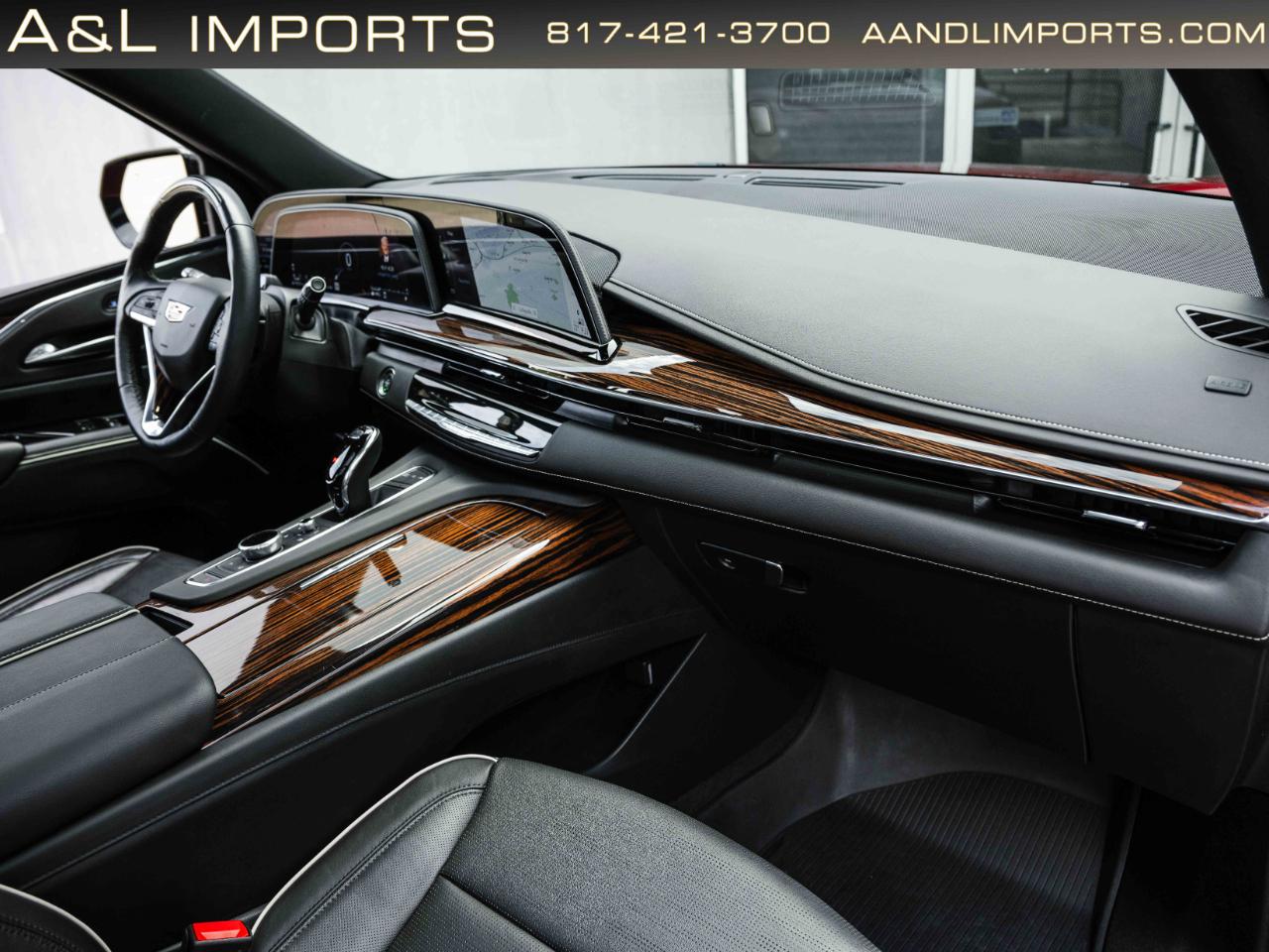 Cadillac Escalade ESV photo 17