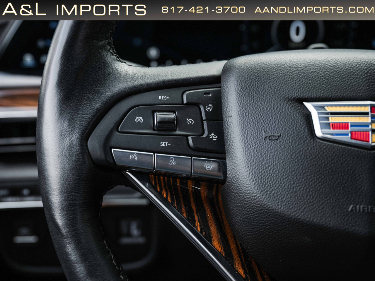 Cadillac Escalade ESV 4WD 4dr Premium Luxury 2024