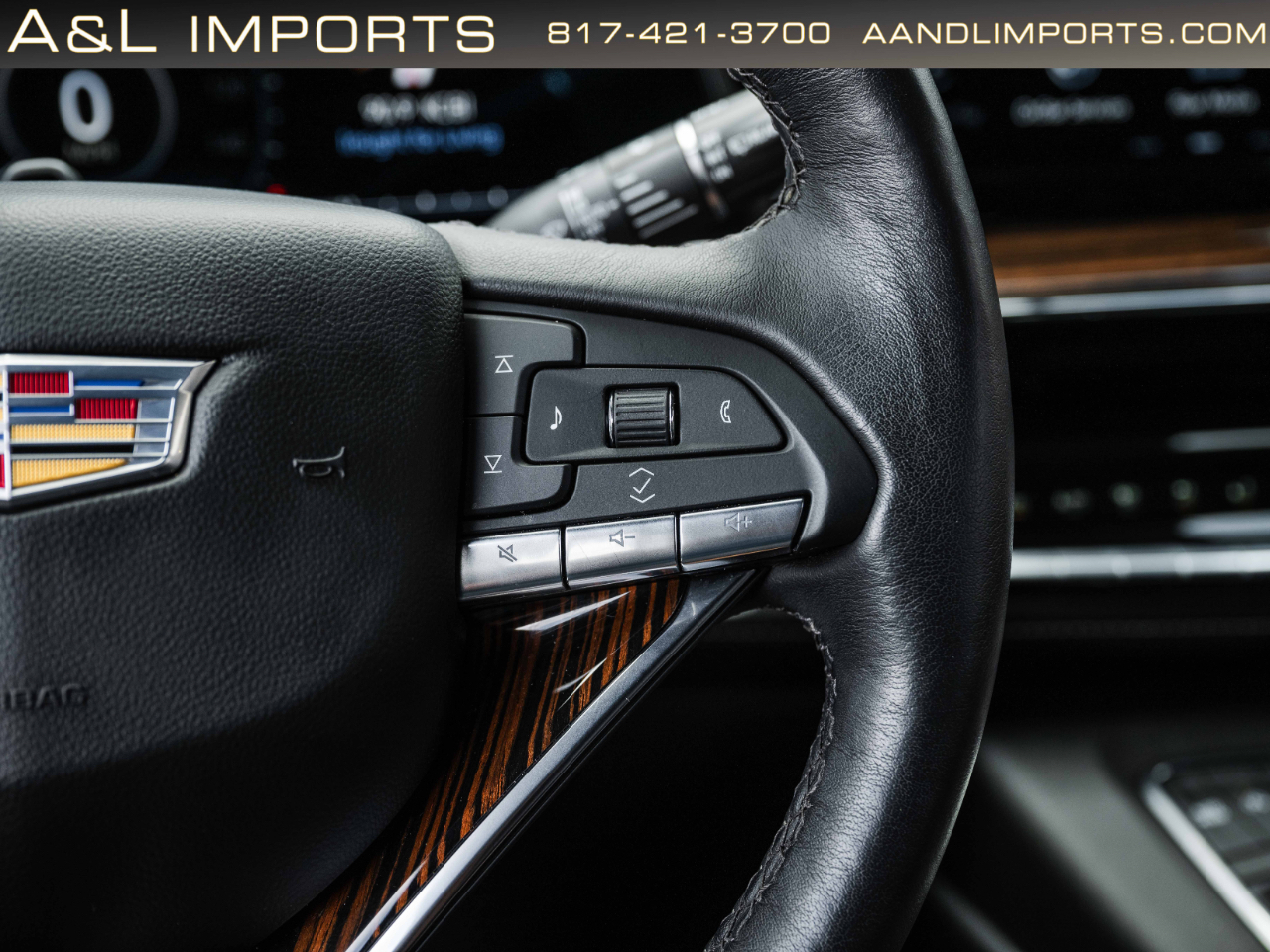 Cadillac Escalade ESV 4WD 4dr Premium Luxury 2024