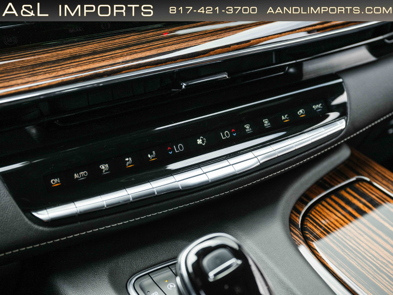 Cadillac Escalade ESV 4WD 4dr Premium Luxury 2024