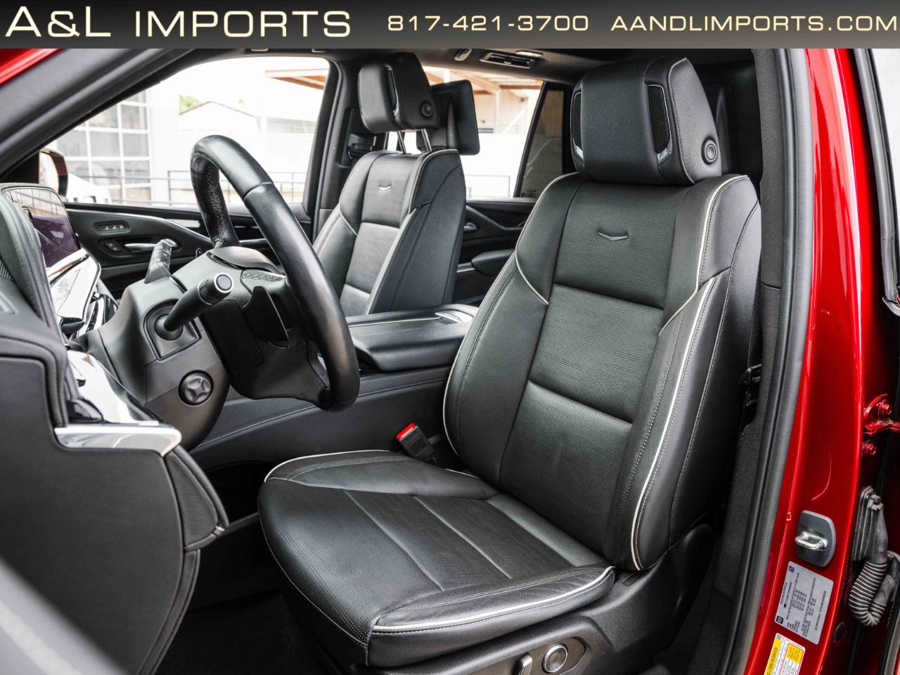 Cadillac Escalade photo 4