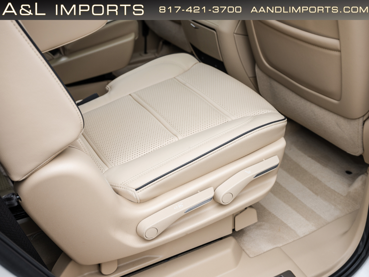Cadillac Escalade 4WD 4dr Premium Luxury 2024