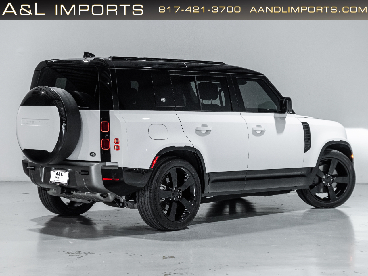 Land Rover Defender 110 X-Dynamic SE AWD 2023