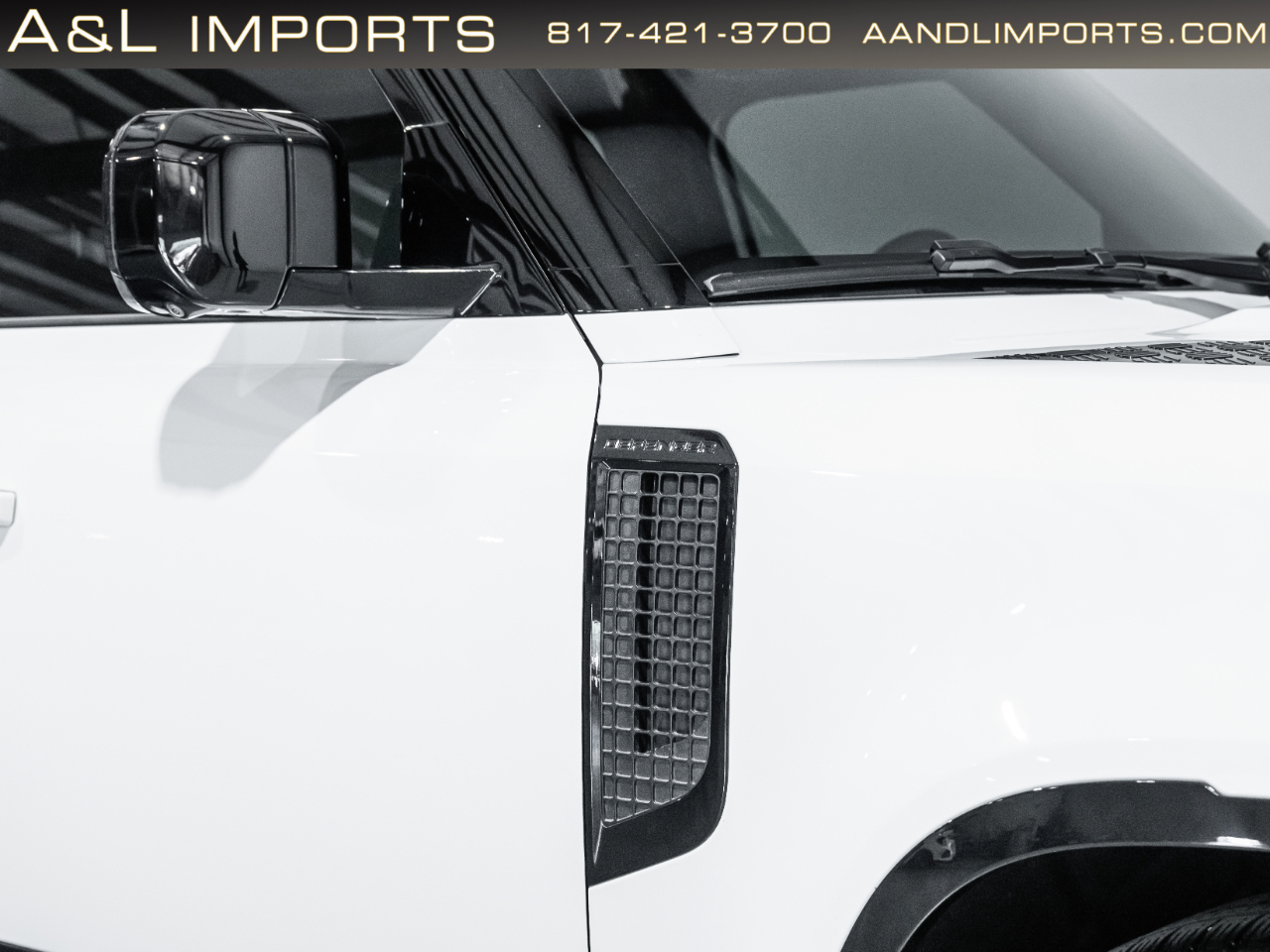 Land Rover Defender 110 X-Dynamic SE AWD 2023