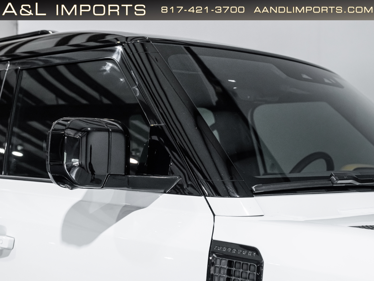 Land Rover Defender 110 X-Dynamic SE AWD 2023