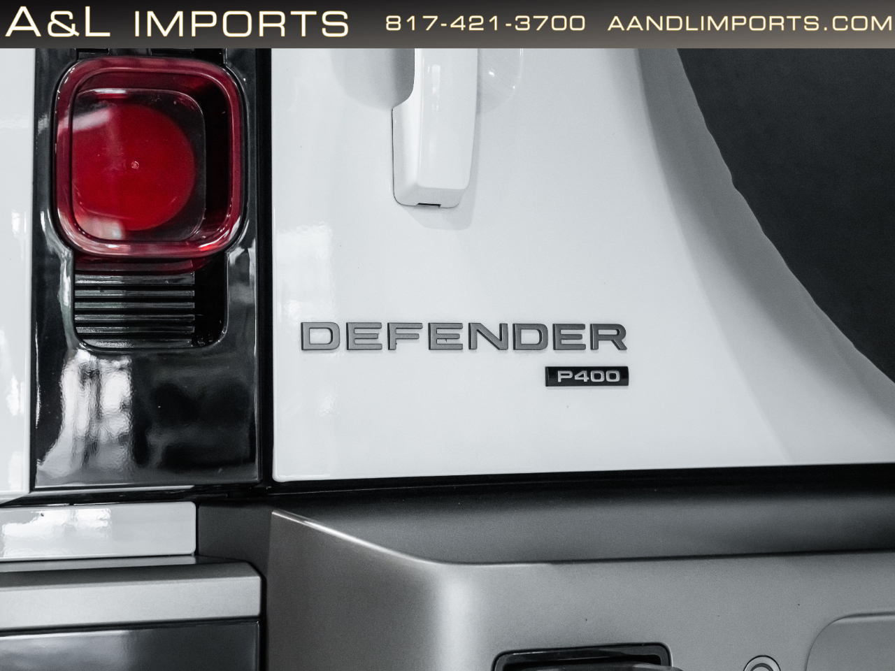 Land Rover Defender 110 X-Dynamic SE AWD 2023