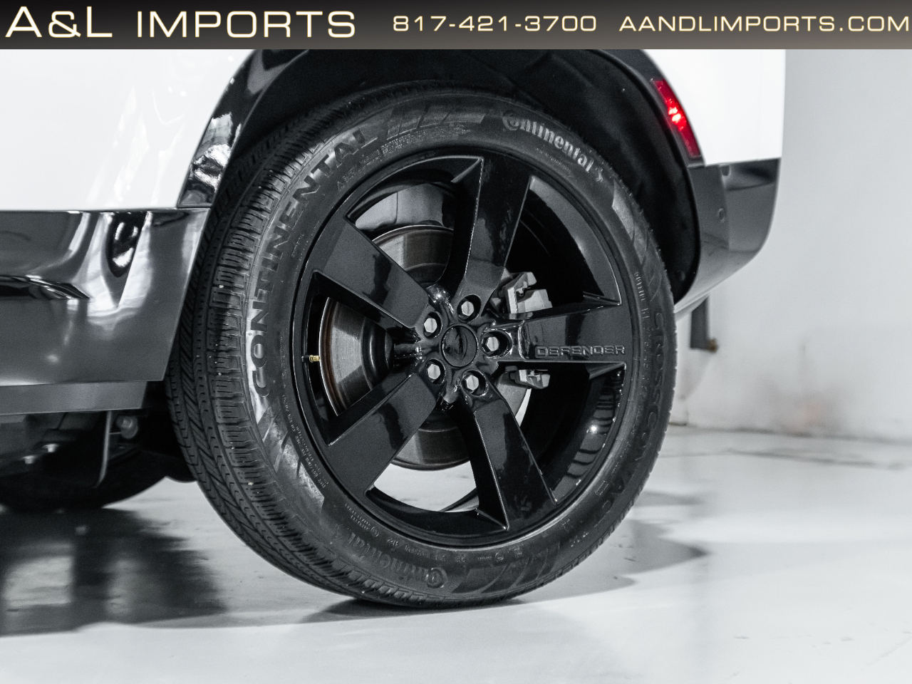 Land Rover Defender 110 X-Dynamic SE AWD 2023
