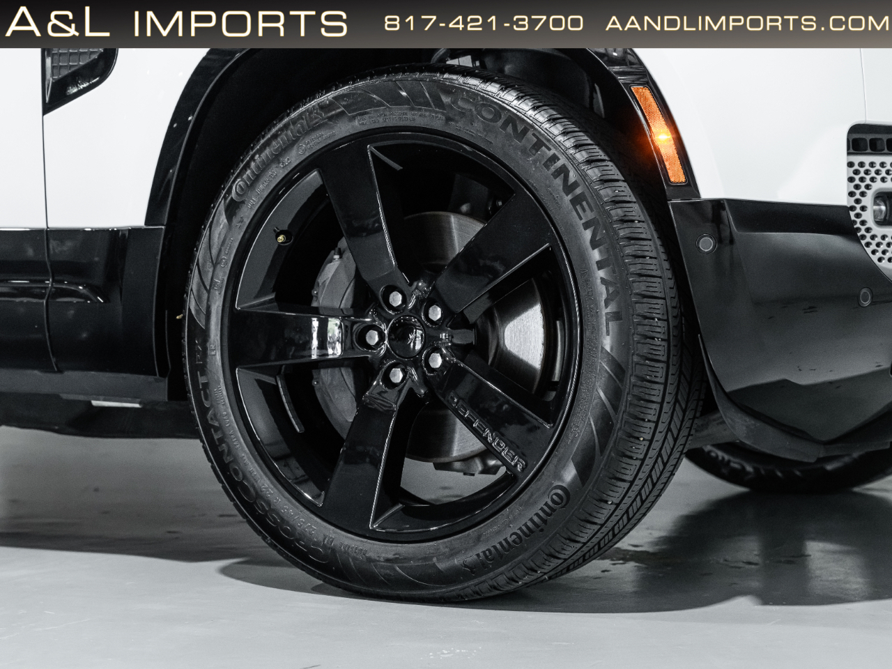 Land Rover Defender 110 X-Dynamic SE AWD 2023