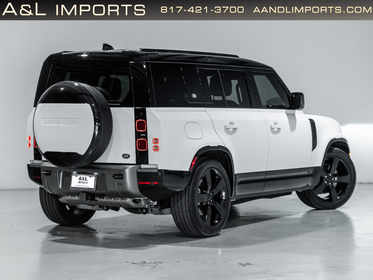 Land Rover Defender 110 X-Dynamic SE AWD 2023