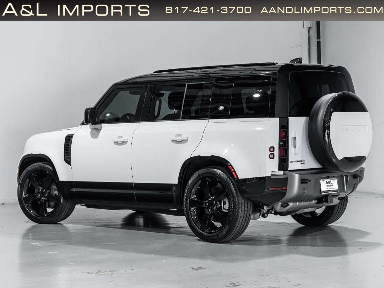 Land Rover Defender 110 X-Dynamic SE AWD 2023