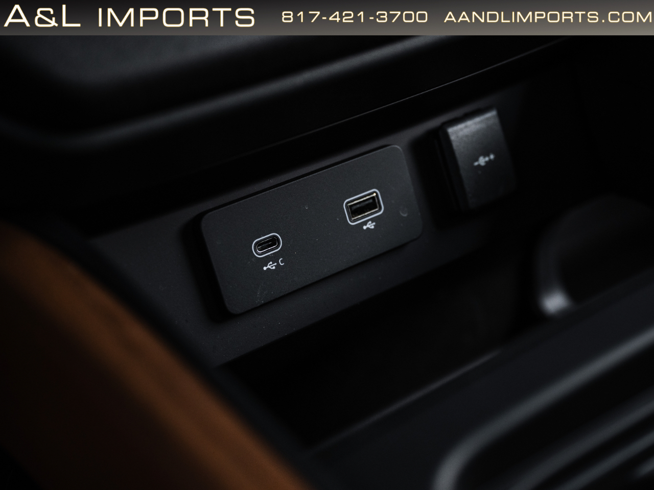 Land Rover Defender 110 X-Dynamic SE AWD 2023