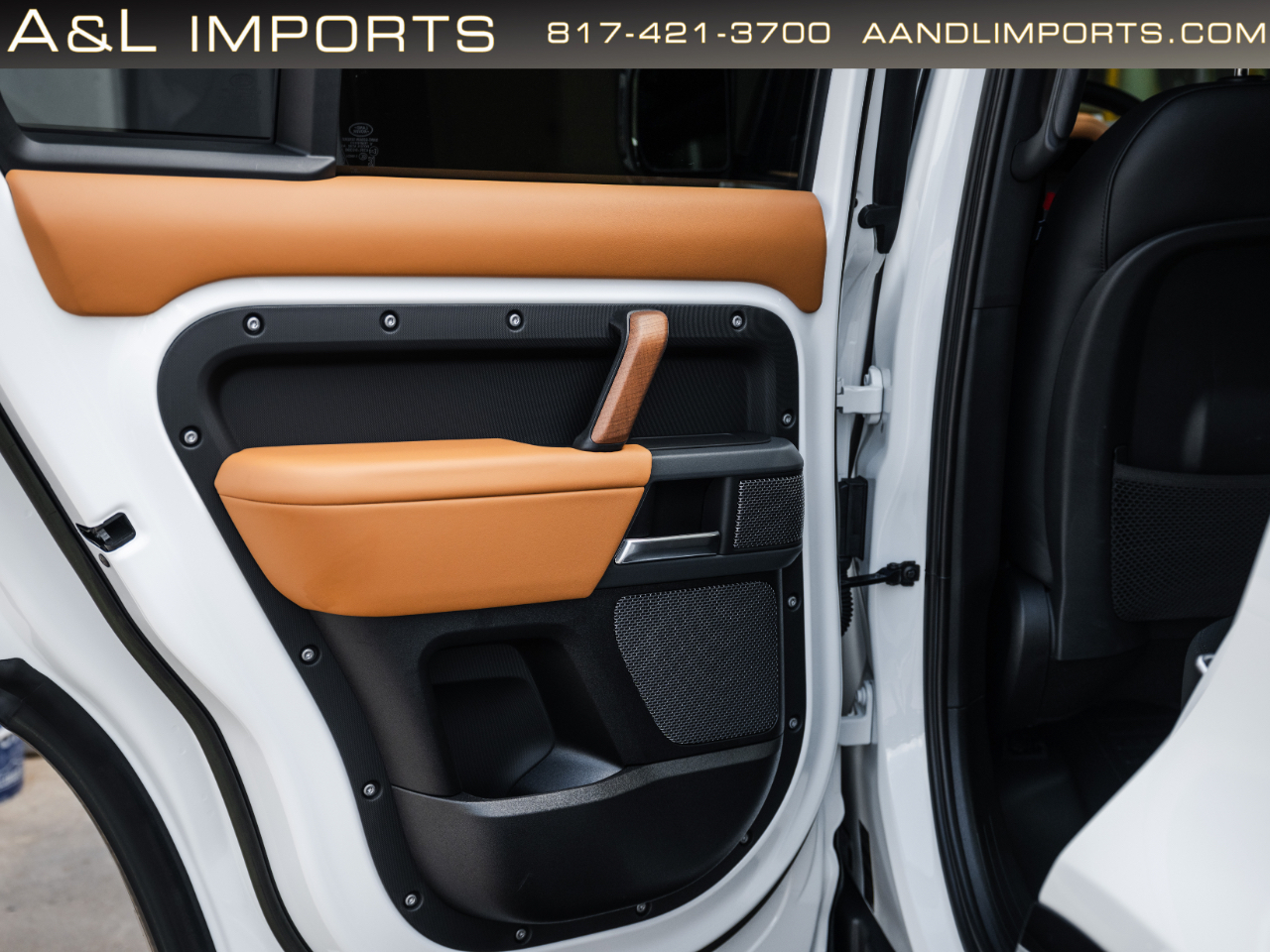 Land Rover Defender 110 X-Dynamic SE AWD 2023