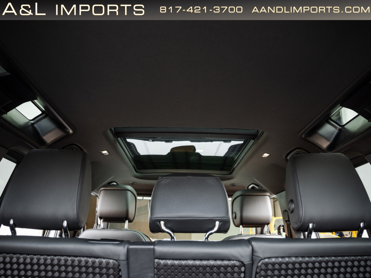 Land Rover Defender 110 X-Dynamic SE AWD 2023