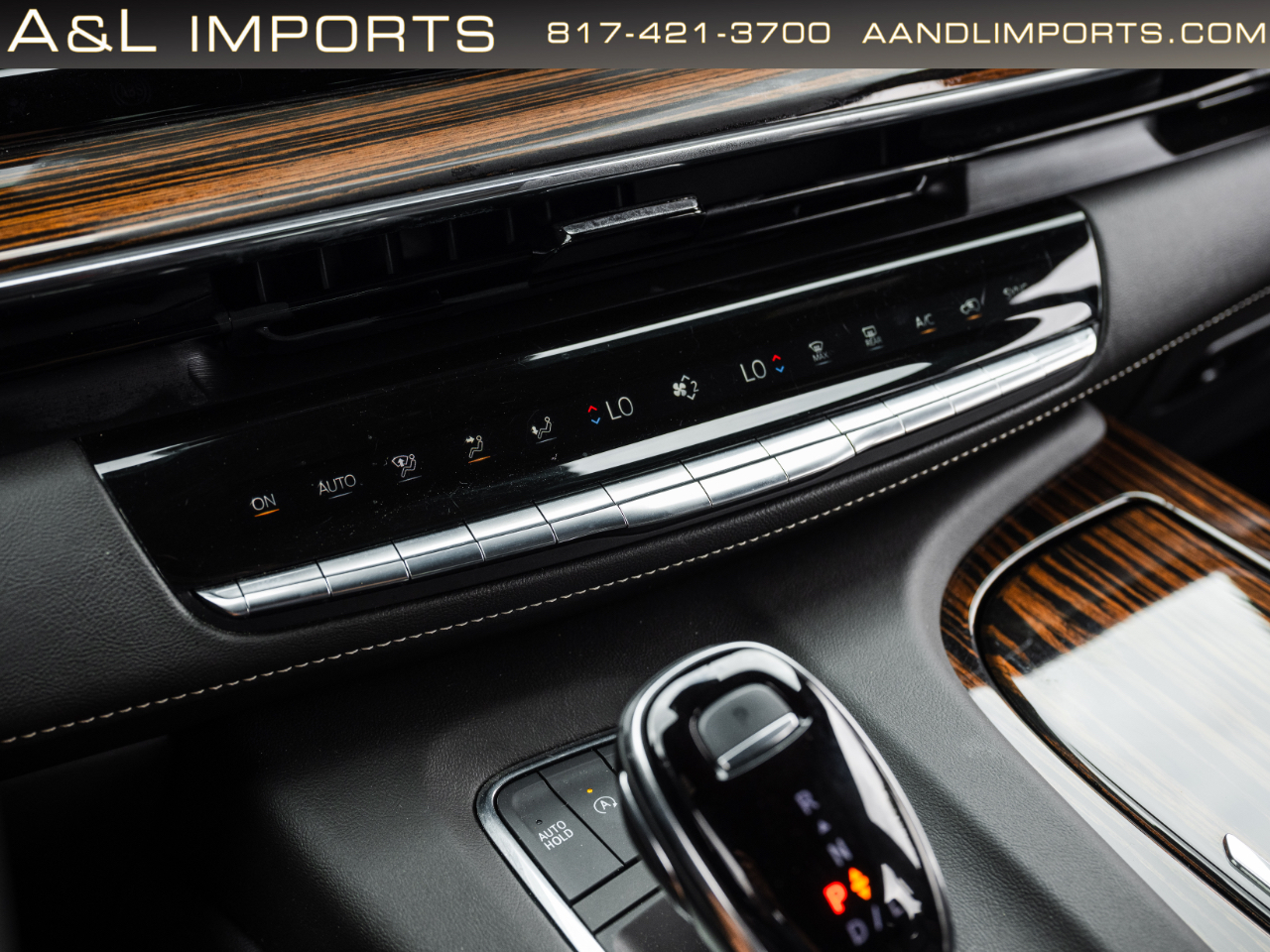 Cadillac Escalade ESV 4WD 4dr Premium Luxury 2024