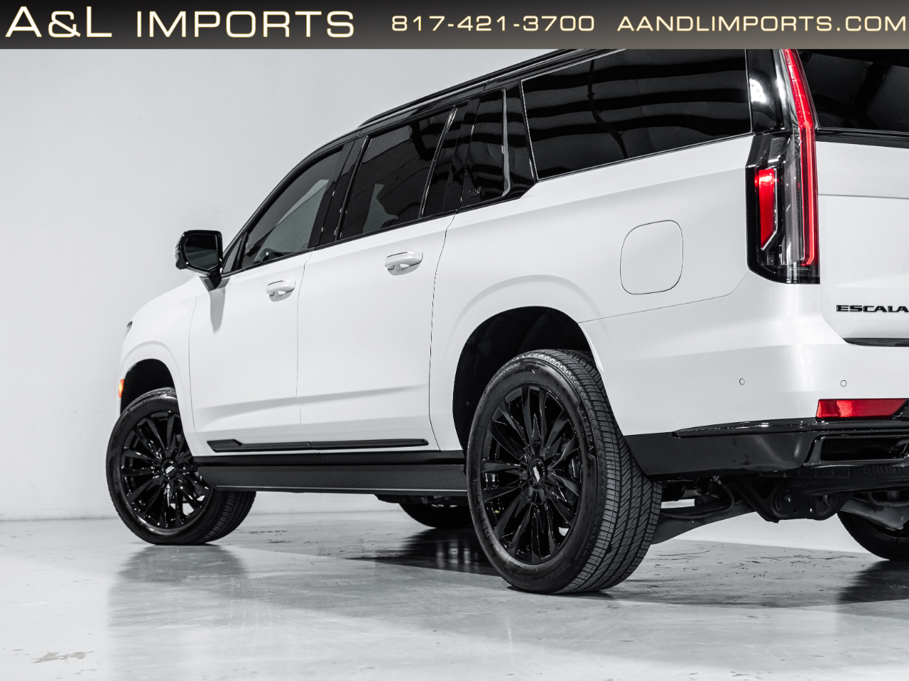 Cadillac Escalade ESV 4WD 4dr Premium Luxury 2024
