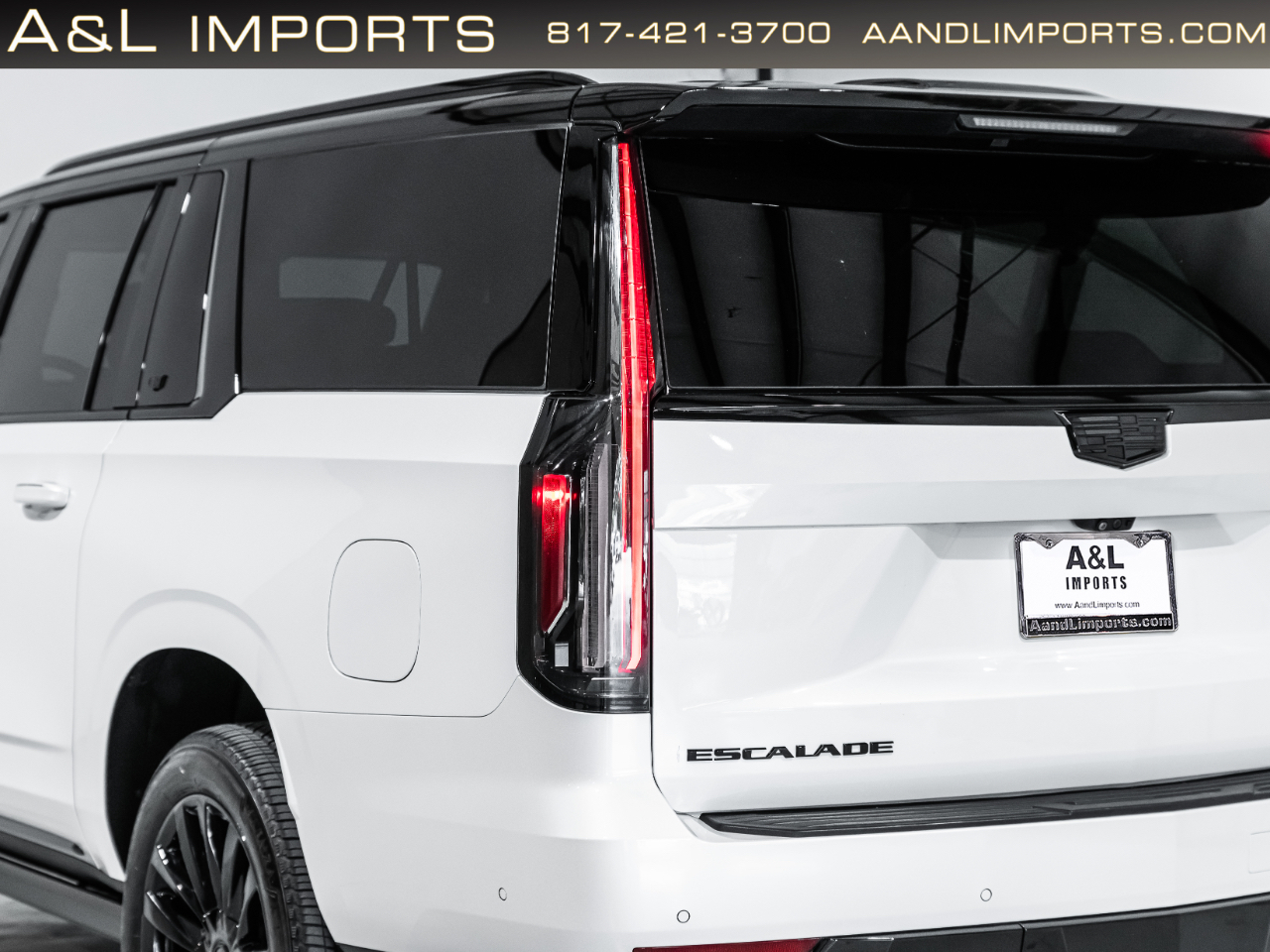 Cadillac Escalade ESV 4WD 4dr Premium Luxury 2024