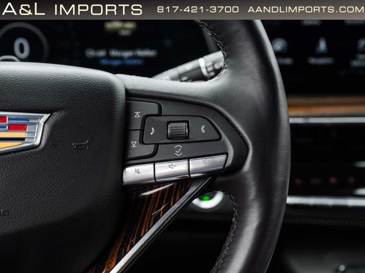 Cadillac Escalade ESV 4WD 4dr Premium Luxury 2024